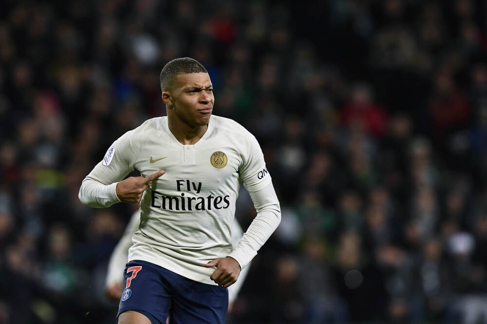 科华数据全球首款200 kW高密UPS模块亮相